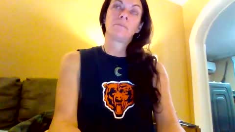 Snapshot of calli_girl420 chatting on March 2, 2026, 5:41 am Calli online show from March 2, 2026, 5:41 am