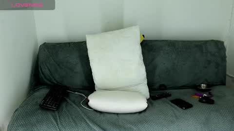 Snapshot of callmeby_lebron chatting on February 6, 2025, 11:21 am LeBron online show from February 6, 2025, 11:21 am