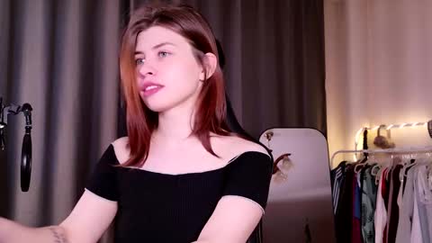 Frida online show from December 17, 2025, 8:42 am