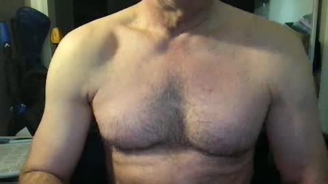 Snapshot of callum5555 chatting on March 7, 2025, 10:02 am callum5555 online show from March 7, 2025, 10:02 am