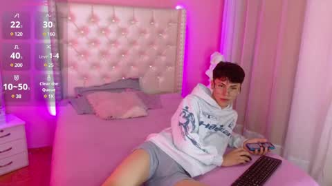 Snapshot of callum_77 chatting on March 10, 2025, 8:45 pm CALLUM online show from March 10, 2025, 8:45 pm