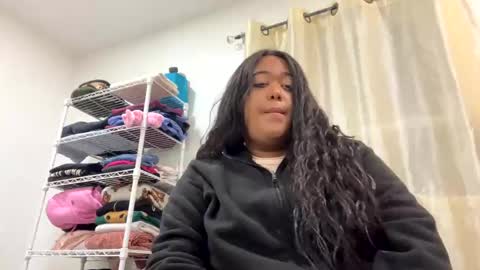 camzxoxox online show from January 23, 2025, 11:58 pm