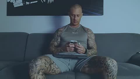 Calvin  online show from February 26, 2026, 7:35 pm