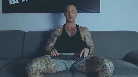 Calvin  online show from February 27, 2026, 7:47 pm