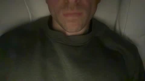 calvinzz online show from December 5, 2025, 4:03 pm