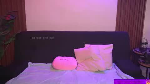 Calypso and Kayla online show from June 18, 2026, 5:17 pm