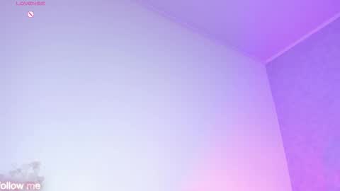 Camelia Smith online show from November 13, 2025, 4:22 am