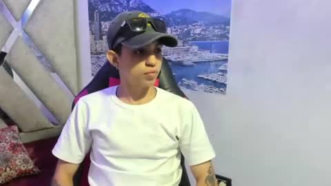 Snapshot of cameron_lux4 chatting on July 17, 2026, 3:46 am CAMERON online show from July 17, 2026, 3:46 am