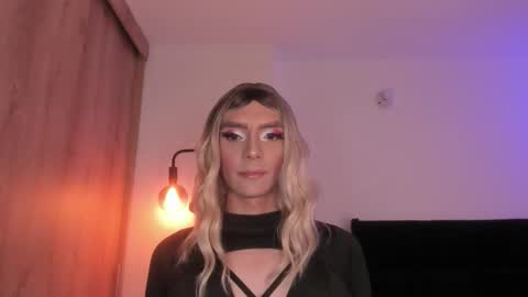 Snapshot of cameron_lyra chatting on February 6, 2026, 1:21 am Cameron online show from February 6, 2026, 1:21 am