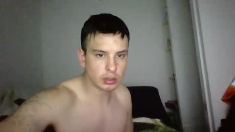 Snapshot of camerontrodd404 chatting on March 10, 2025, 4:07 am ladylover online show from March 10, 2025, 4:07 am