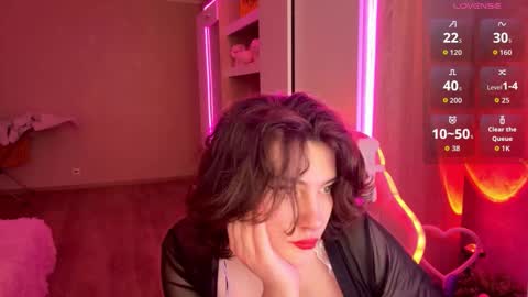 Snapshot of camgirl_xx chatting on February 19, 2026, 1:29 pm Marta online show from February 19, 2026, 1:29 pm