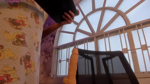 Snapshot of cami_hunter chatting on December 10, 2024, 4:27 pm online show from December 10, 2024, 4:27 pm