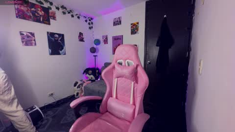 Snapshot of cami_mila99 chatting on February 17, 2026, 5:37 am CAMI online show from February 17, 2026, 5:37 am