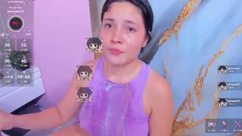 Snapshot of cami_taniel chatting on August 3, 2026, 9:04 am Camila online show from August 3, 2026, 9:04 am