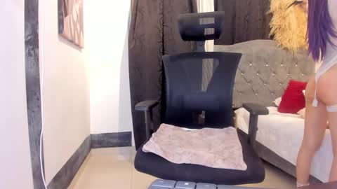   online show from March 5, 2026, 11:01 pm