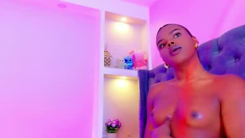 camiestrada online show from December 3, 2025, 1:20 pm