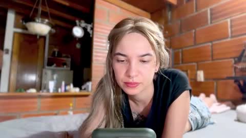 Snapshot of camii19y chatting on September 21, 2025, 9:38 pm camii19y online show from September 21, 2025, 9:38 pm