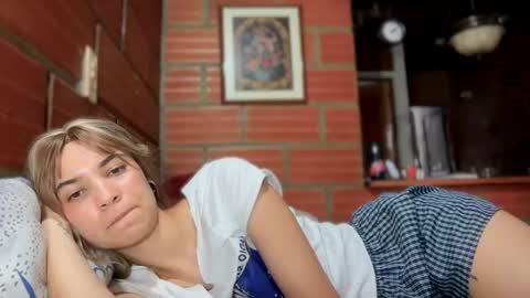 Snapshot of camii19y chatting on November 5, 2025, 9:15 pm camii19y online show from November 5, 2025, 9:15 pm