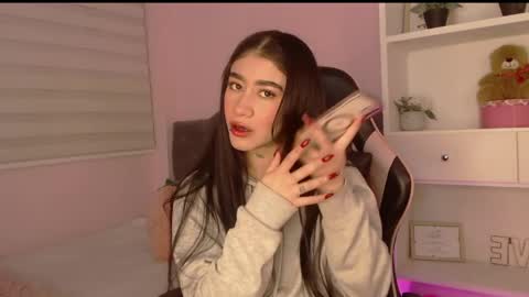 Snapshot of camiilaatorres chatting on April 21, 2026, 5:39 pm camila online show from April 21, 2026, 5:39 pm