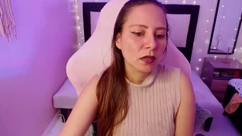 Snapshot of camila_delarosa chatting on June 2, 2026, 4:42 pm camila online show from June 2, 2026, 4:42 pm