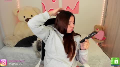  C A M I  online show from December 18, 2024, 11:19 pm