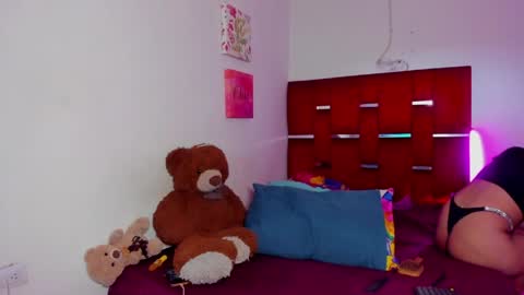 Camila G online show from April 1, 2026, 9:34 pm