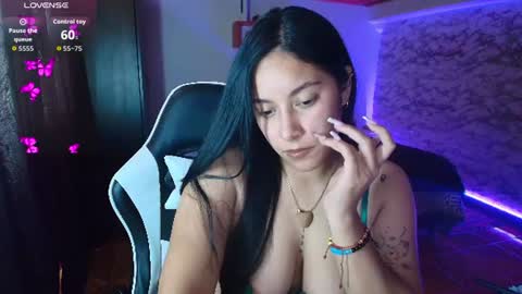 Camila Roose online show from July 5, 2026, 9:55 pm