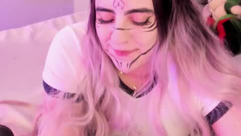 Camila online show from March 27, 2026, 1:33 am