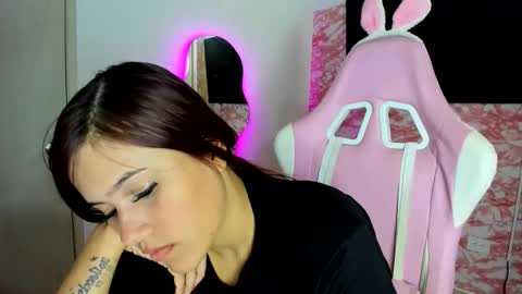 Snapshot of camila_tremenda chatting on June 3, 2026, 9:20 pm camila_tremenda online show from June 3, 2026, 9:20 pm
