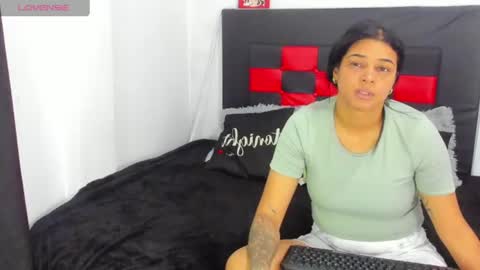 Camila online show from July 21, 2026, 6:43 pm