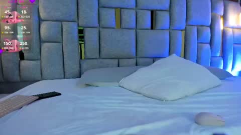camilaa_smith_ online show from July 2, 2026, 7:20 pm