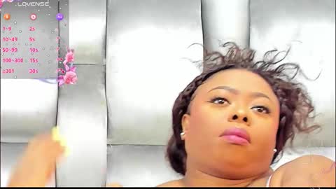 Snapshot of camilabenitezz chatting on October 13, 2025, 11:16 pm camila benitez online show from October 13, 2025, 11:16 pm