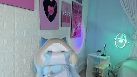 Snapshot of camilarivers chatting on September 15, 2025, 11:54 am Camila online show from September 15, 2025, 11:54 am