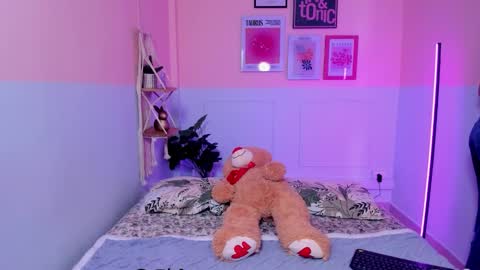 Snapshot of camilarivers chatting on November 5, 2025, 11:54 am Camila online show from November 5, 2025, 11:54 am