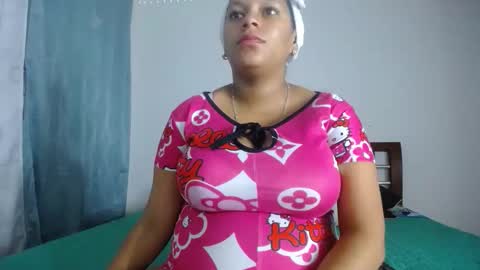Snapshot of camilasex0 chatting on February 4, 2026, 9:31 pm camilasex0 online show from February 4, 2026, 9:31 pm