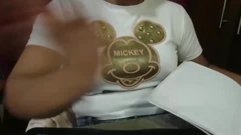 Snapshot of camilasex468 chatting on October 15, 2025, 2:06 pm camilasex468 online show from October 15, 2025, 2:06 pm