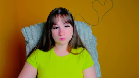Camilla online show from May 20, 2026, 6:25 pm