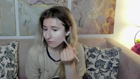 camilladreamer online show from May 24, 2026, 1:05 pm