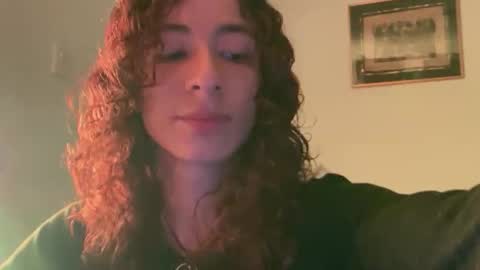 Snapshot of camille_delrey chatting on June 9, 2026, 12:33 am Camille online show from June 9, 2026, 12:33 am