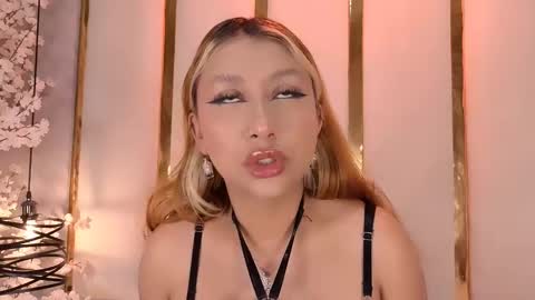  camille milano  online show from October 20, 2025, 6:14 am