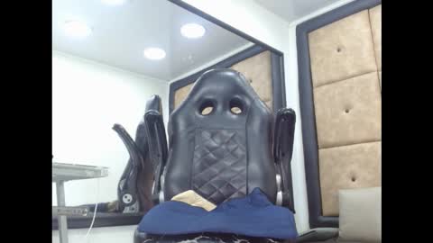 camilobuck online show from December 19, 2025, 11:34 pm