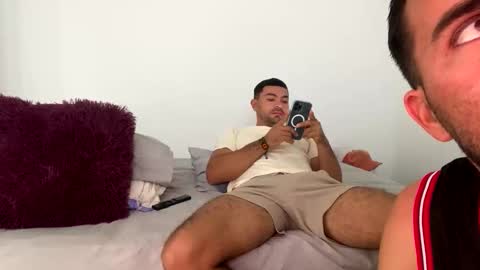 camilor_30 online show from October 26, 2025, 11:27 am