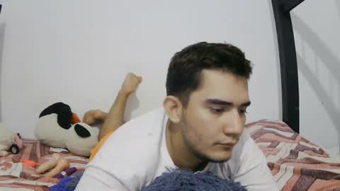 Camilowhite  online show from September 26, 2025, 9:08 pm