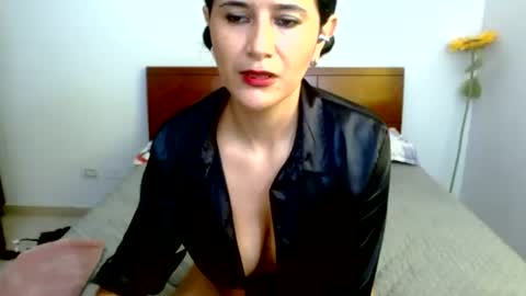 Snapshot of canddysexxx_ chatting on June 29, 2026, 4:40 pm Carolina online show from June 29, 2026, 4:40 pm