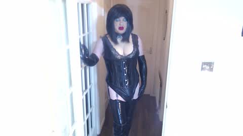 Snapshot of candi_smokes chatting on January 11, 2026, 2:33 pm candi smokes online show from January 11, 2026, 2:33 pm