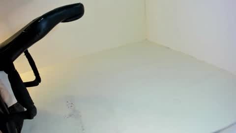 candicesluttt online show from June 19, 2026, 10:30 am