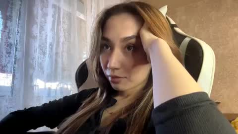 Arisa online show from April 22, 2026, 12:28 pm