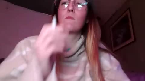 Candi online show from November 21, 2025, 7:40 am