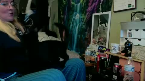 Candi online show from May 30, 2026, 7:22 pm