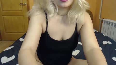 Snapshot of candy_9797 chatting on February 28, 2026, 3:57 pm Candy online show from February 28, 2026, 3:57 pm